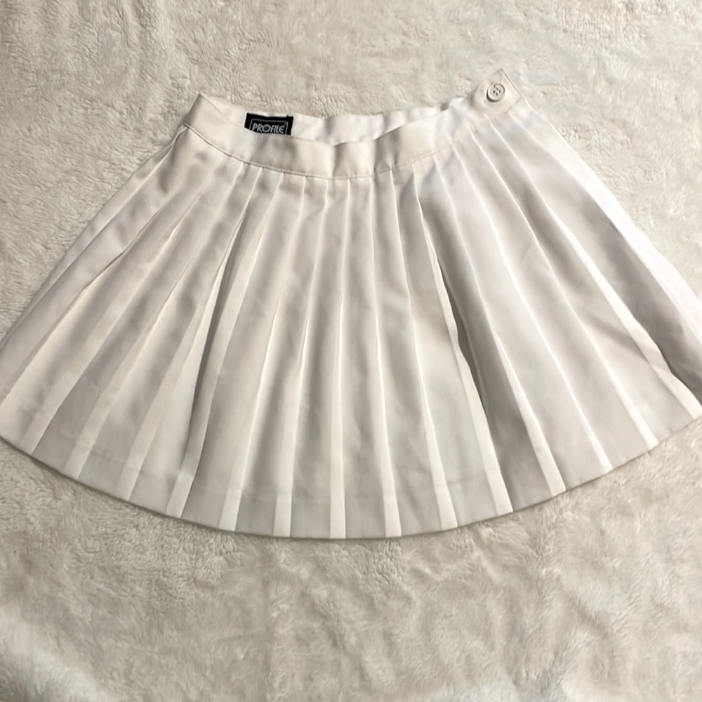 White tennis skirt